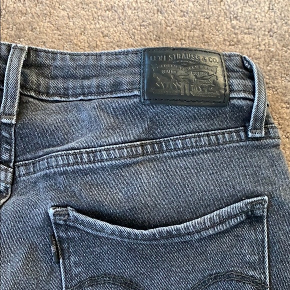Levi’s 721 High Rise Skinny jeans - Picture 3 of 5